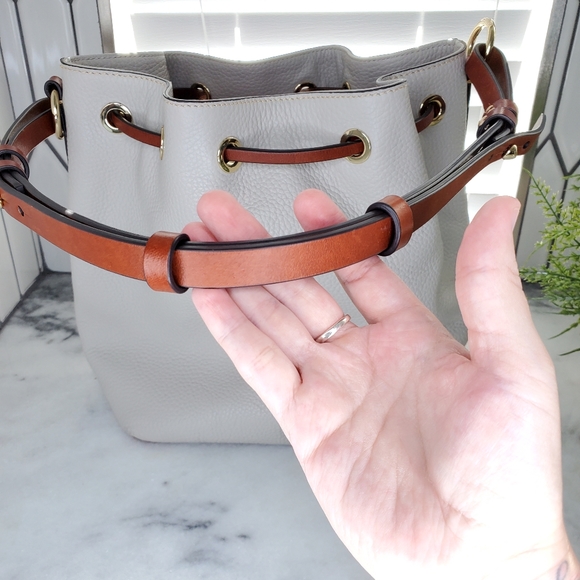 SALE!! Dooney & Bourke - Picture 6 of 16